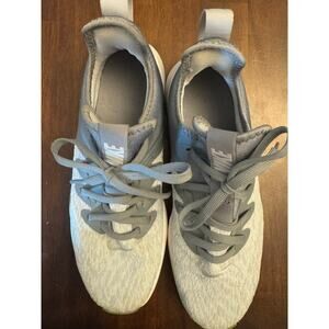 Nike elite TR women's sneakers grey and white size 7.5